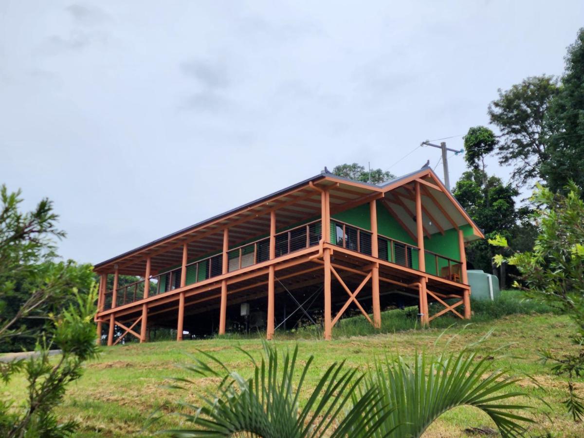 Maleny Tropical Retreat Bed & Breakfast Bagian luar foto