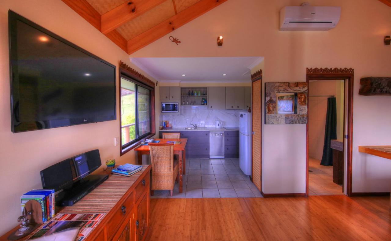 Maleny Tropical Retreat Bed & Breakfast Bagian luar foto